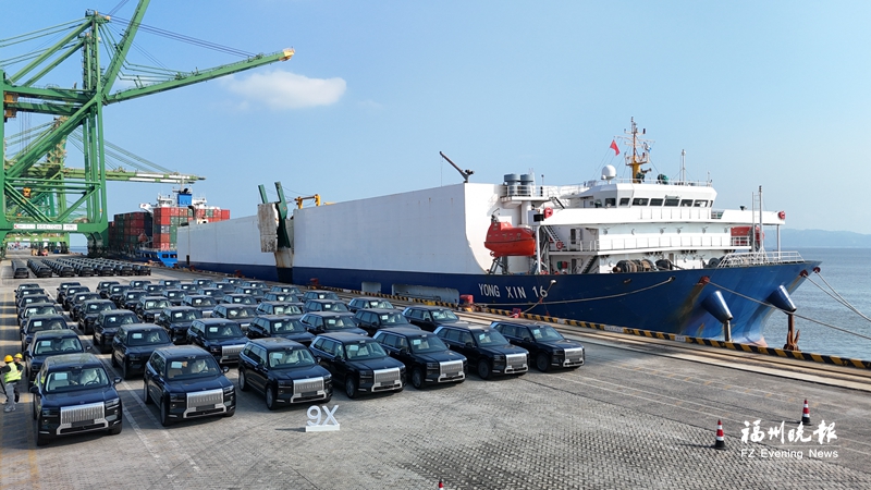 中国高端新能源汽车加速“出海” 近500辆极氪9X从福州港发运阿联酋 中国高端新能源汽车加速“出海” 近500辆极氪9X从福州港发运阿联酋